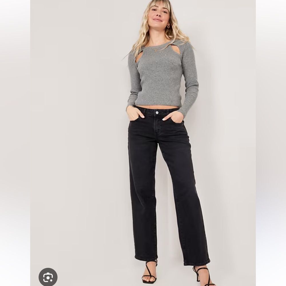 Old Navy Straight Leg Jeans in Black